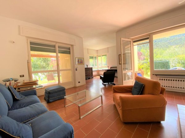 casa indipendente in affitto ad Ameglia in zona Bocca di Magra