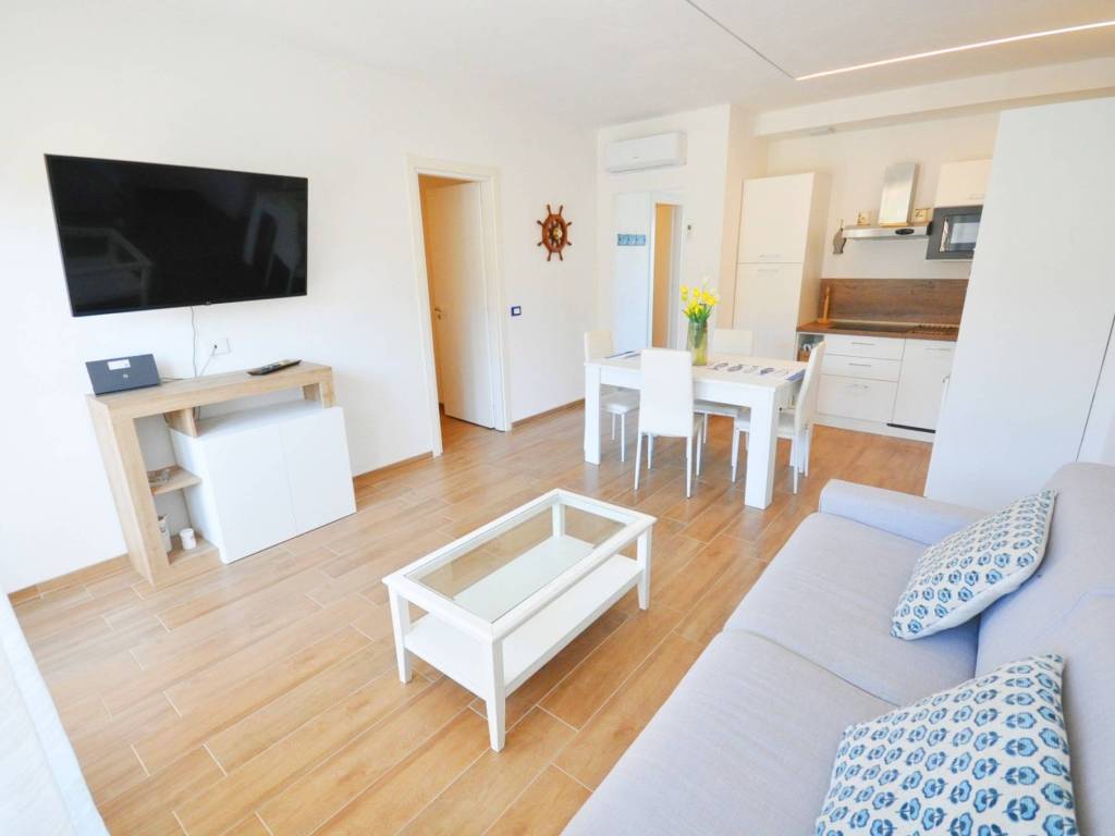 appartamento in affitto ad Ameglia