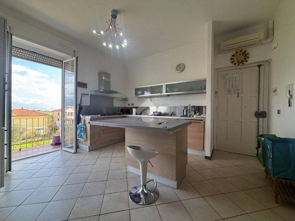 appartamento in affitto ad Ameglia in zona Fiumaretta
