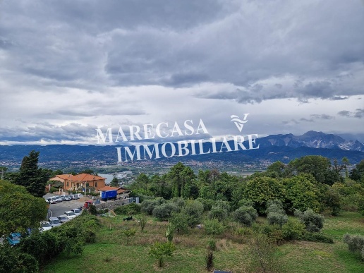 appartamento in affitto ad Ameglia in zona Montemarcello