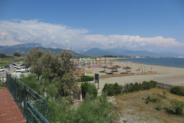 appartamento in affitto ad Ameglia in zona Fiumaretta