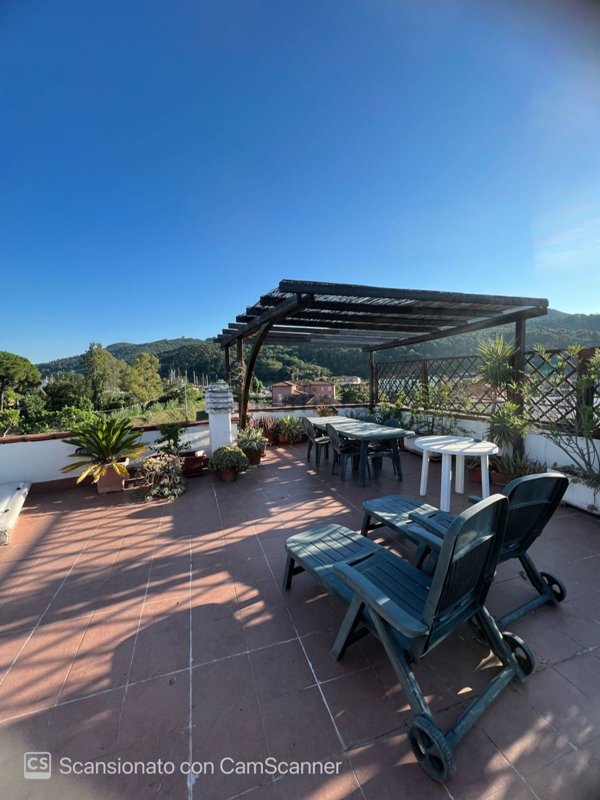 appartamento in affitto ad Ameglia