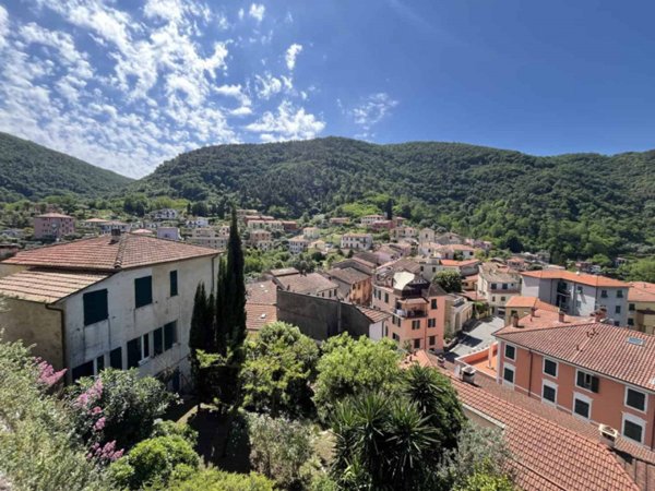 appartamento in affitto ad Ameglia in zona Fiumaretta