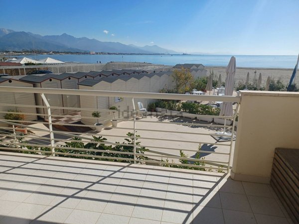 appartamento in affitto ad Ameglia in zona Fiumaretta