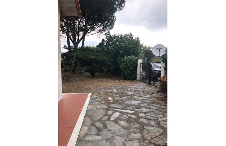 casa indipendente in affitto ad Ameglia in zona Fiumaretta