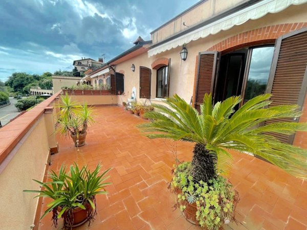 appartamento in affitto ad Ameglia