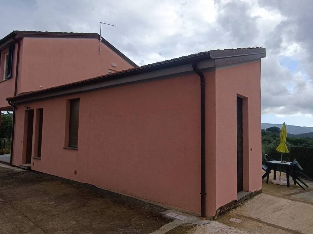 casa indipendente in affitto ad Arcola