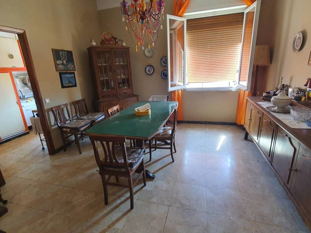 appartamento in affitto ad Arcola in zona Romito Magra