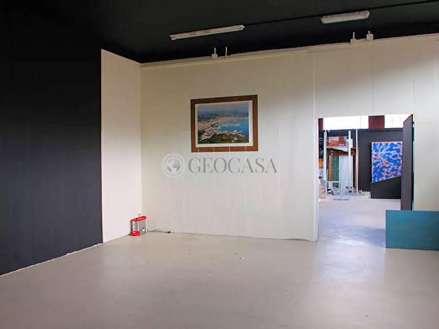 locale commerciale in affitto ad Arcola in zona Ressora