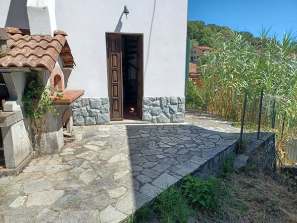 casa indipendente in affitto ad Arcola