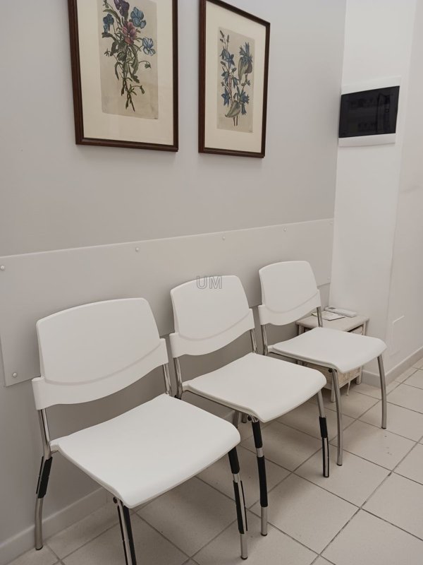 ufficio in affitto ad Arcola in zona Ressora