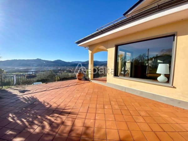 casa indipendente in affitto a Bolano