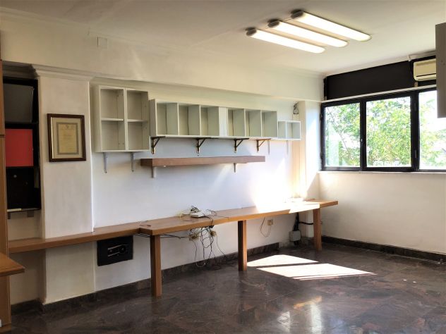 ufficio in affitto a Castelnuovo Magra