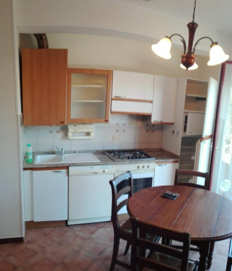appartamento in affitto a Castelnuovo Magra in zona Palvotrisia