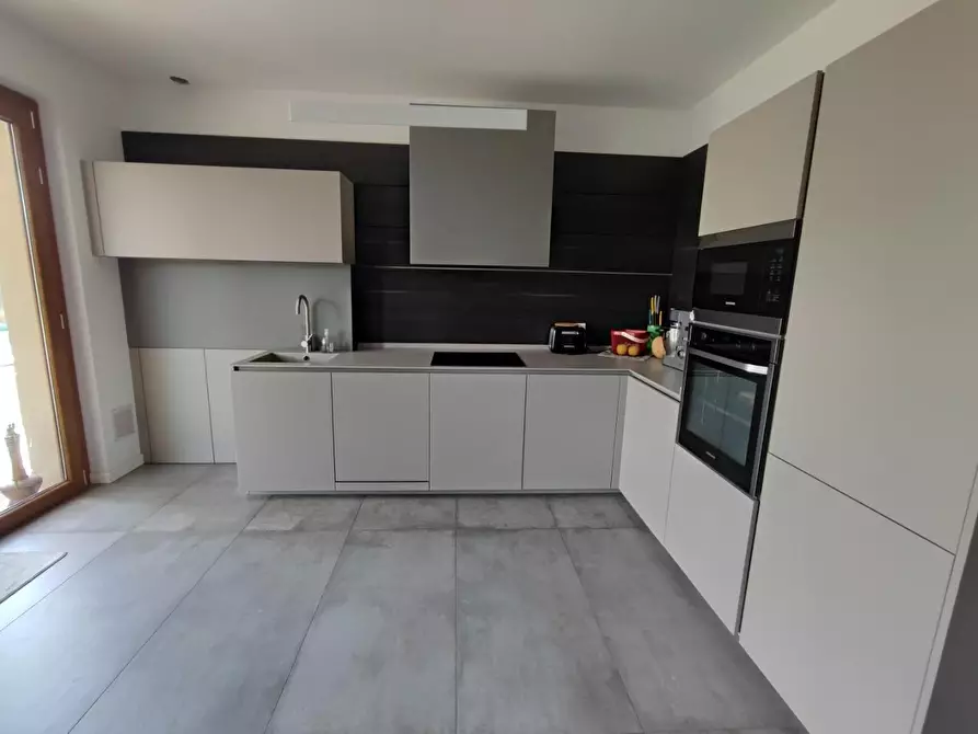 casa indipendente in affitto a Castelnuovo Magra