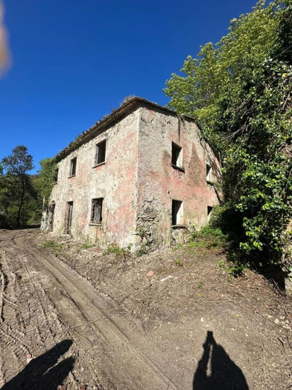 casa indipendente in affitto a Castelnuovo Magra