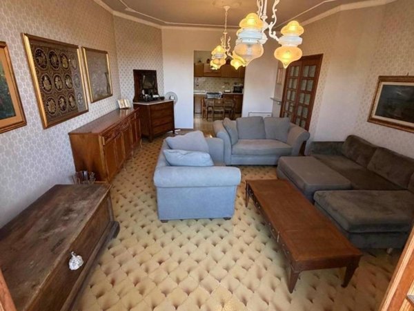 casa indipendente in affitto a Castelnuovo Magra in zona Palvotrisia