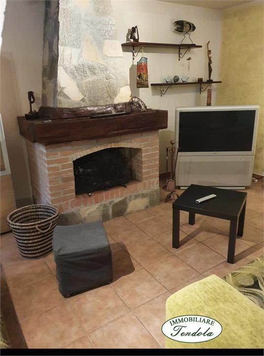 casa indipendente in affitto a Castelnuovo Magra