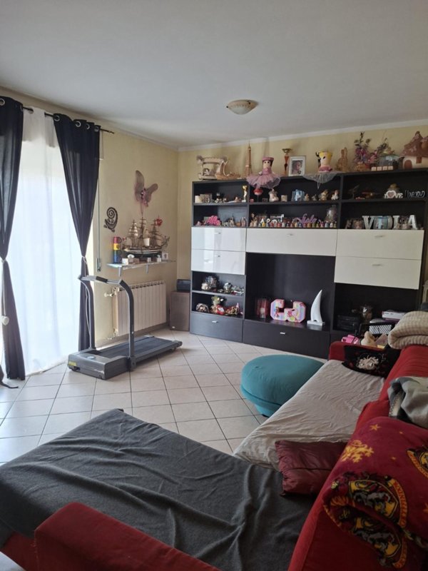 casa indipendente in affitto a Castelnuovo Magra
