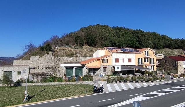 negozio in affitto a Deiva Marina