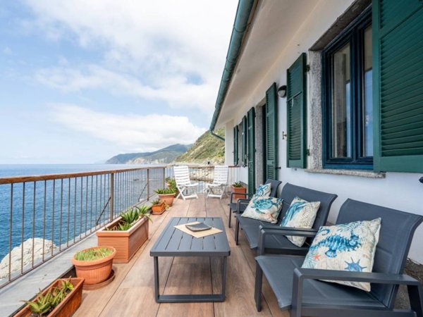 casa indipendente in affitto a Deiva Marina in zona Piazza