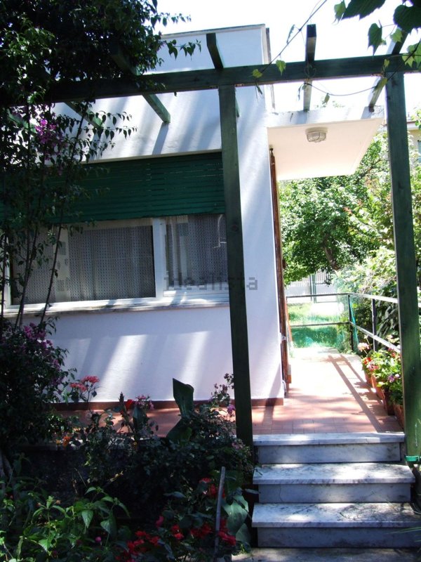 appartamento in affitto a Deiva Marina in zona Piazza