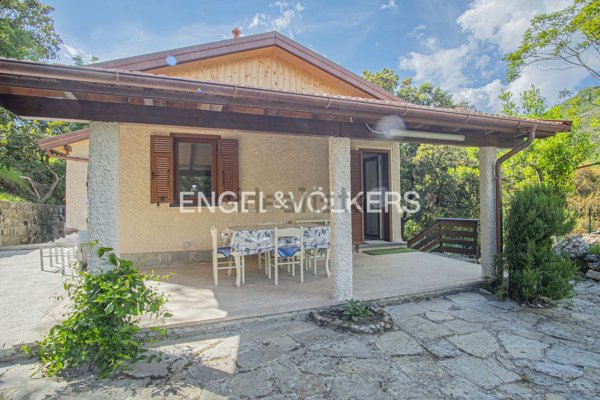 appartamento in affitto a Framura