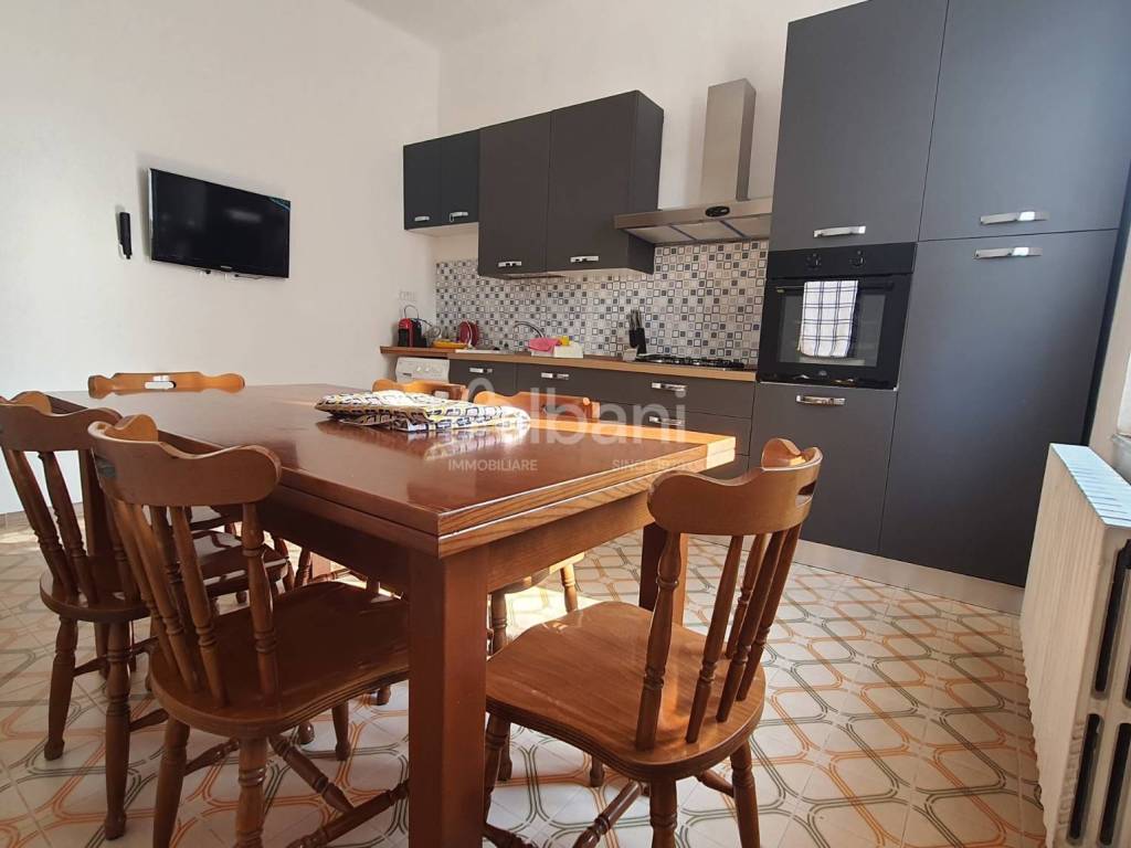 appartamento in affitto a La Spezia in zona Canaletto / Buonviaggio / Migliarina
