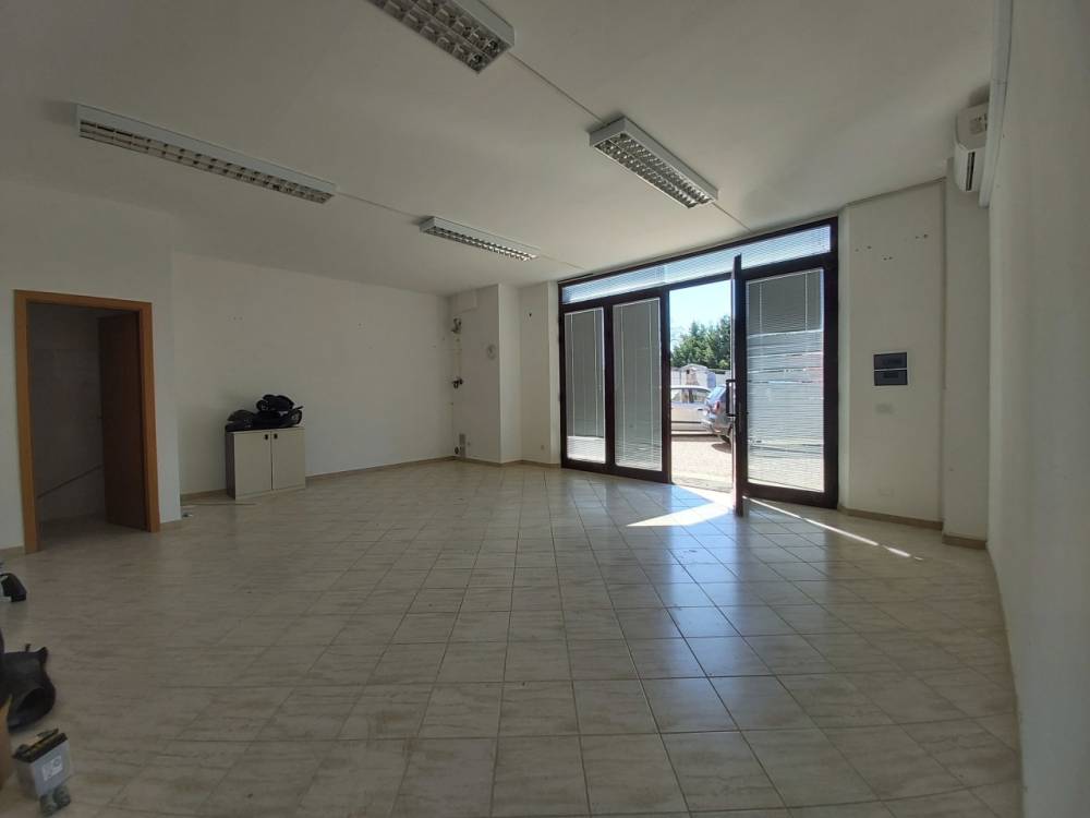 locale di sgombero in affitto a La Spezia
