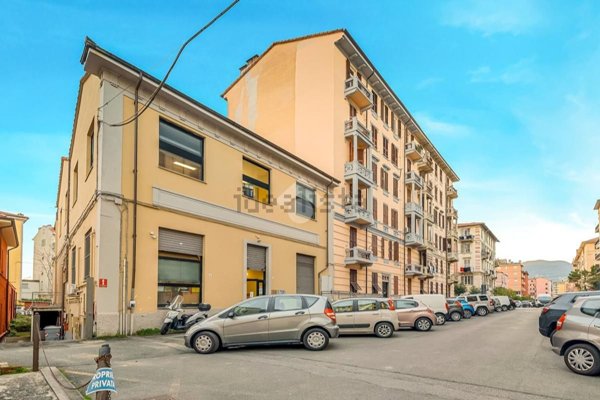 locale di sgombero in affitto a La Spezia