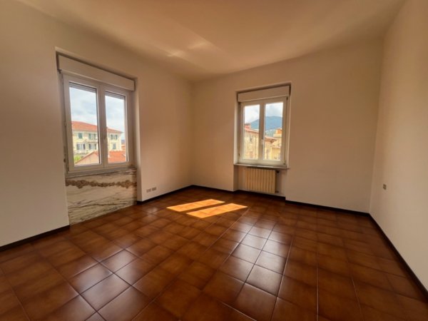 appartamento in affitto a La Spezia in zona Canaletto / Buonviaggio / Migliarina