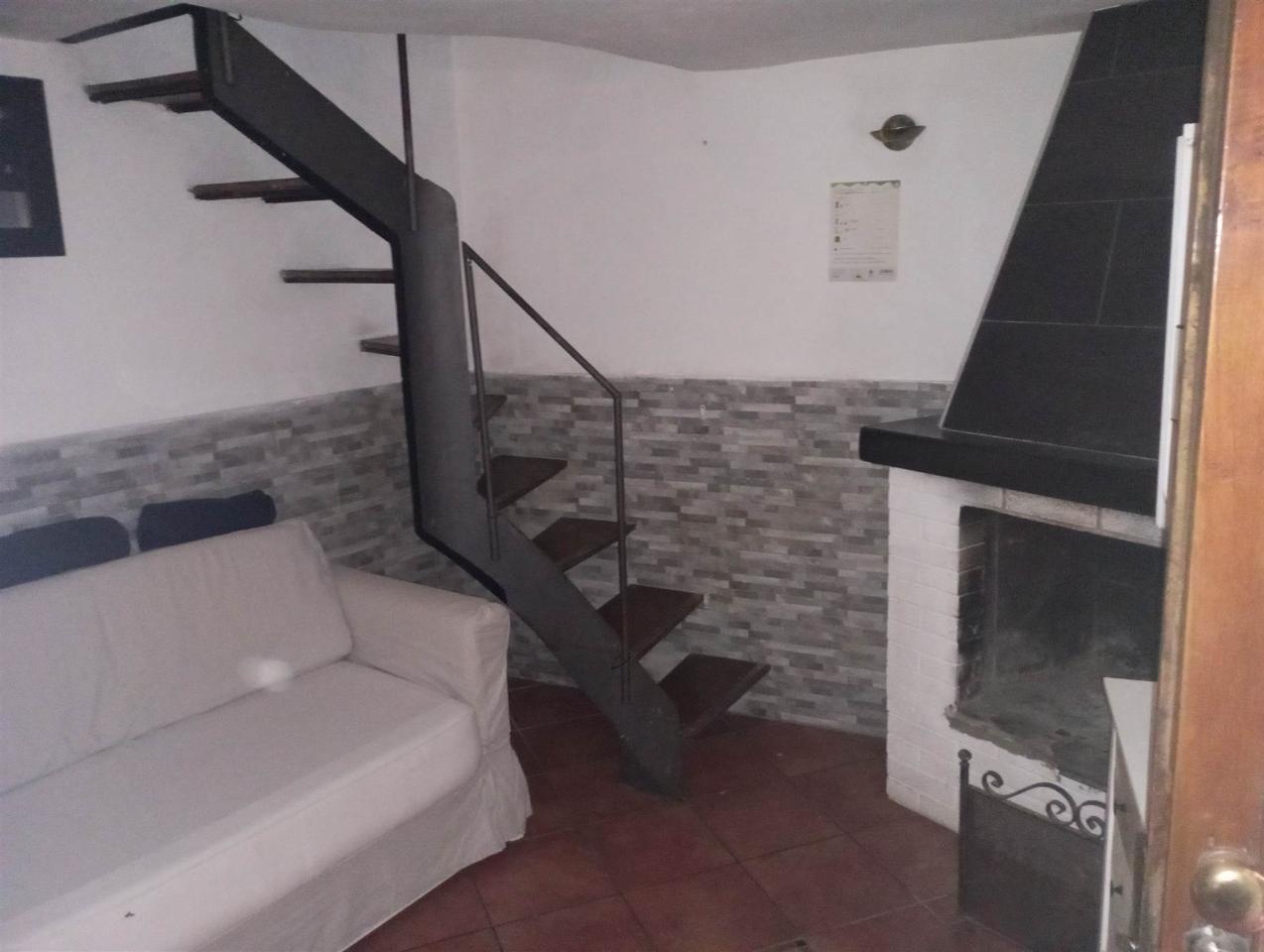 casa indipendente in affitto a La Spezia in zona Biassa