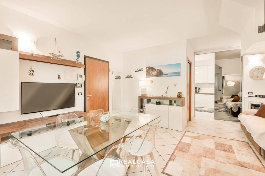 casa indipendente a La Spezia in zona Canaletto / Buonviaggio / Migliarina