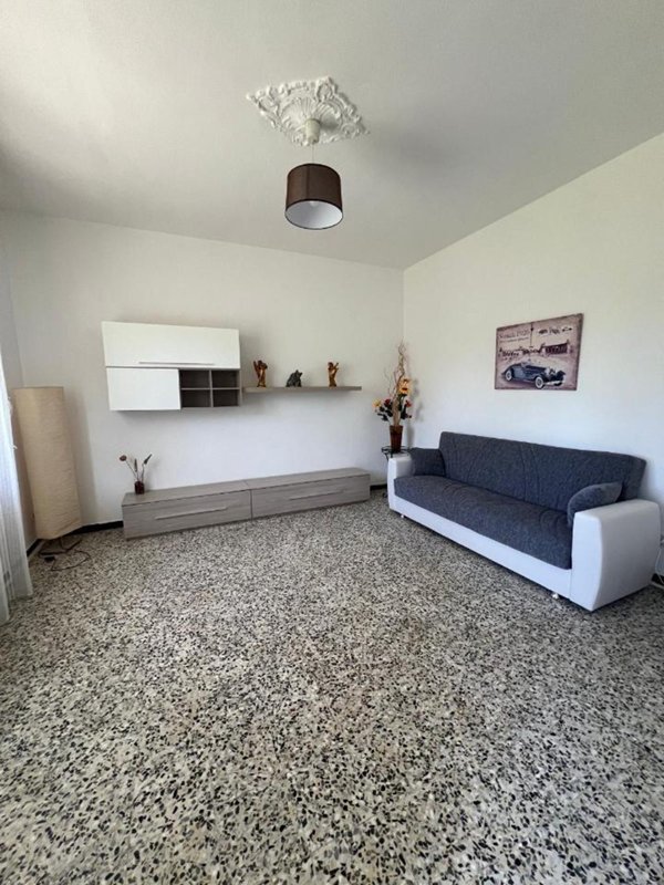 casa indipendente a La Spezia in zona Canaletto / Buonviaggio / Migliarina