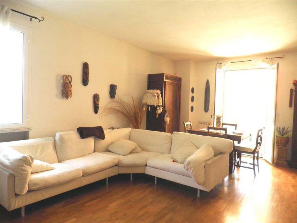 appartamento in affitto a La Spezia in zona Canaletto / Buonviaggio / Migliarina
