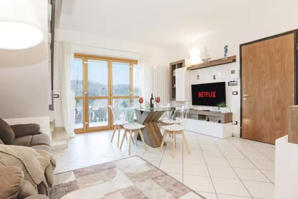 casa indipendente a La Spezia in zona Canaletto / Buonviaggio / Migliarina