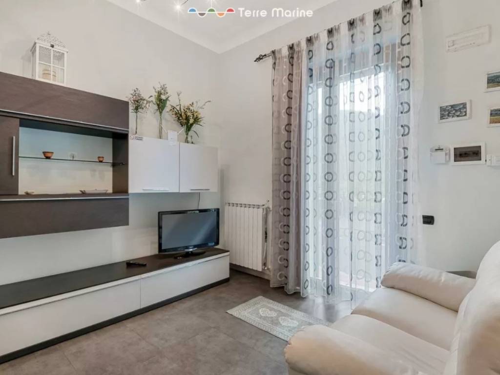 appartamento in affitto a La Spezia in zona Chiappa