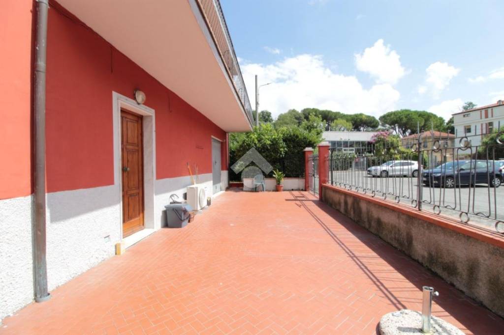 appartamento in affitto a La Spezia in zona Chiappa