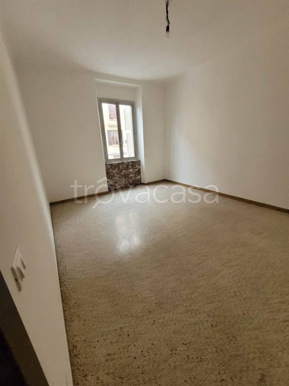 locale commerciale in affitto a La Spezia in zona Centro Storico