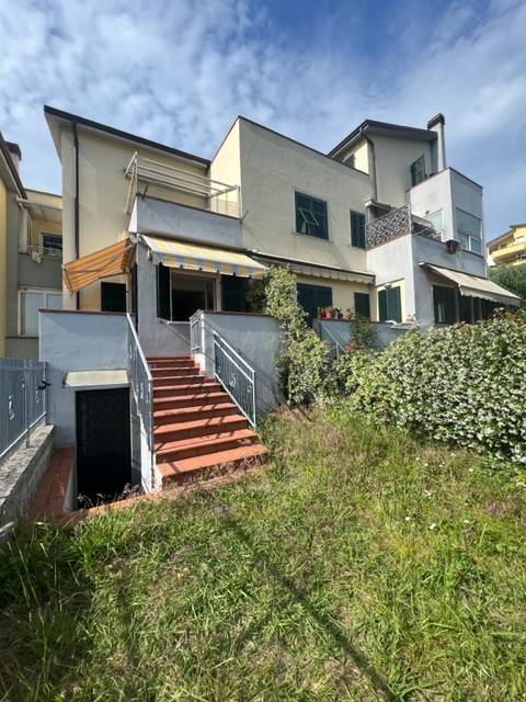 appartamento in affitto a La Spezia