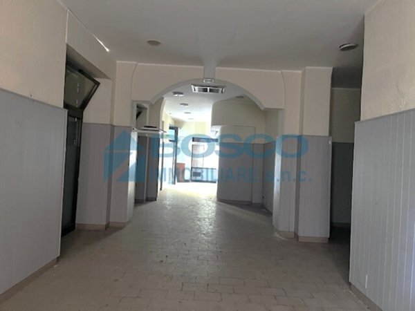 locale commerciale in affitto a La Spezia in zona Centro Storico