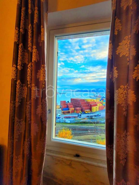 appartamento in affitto a La Spezia in zona Centro Storico