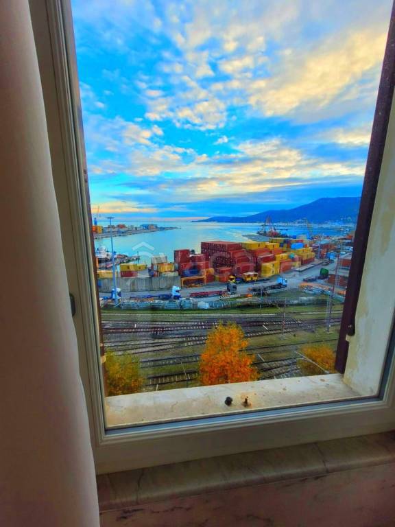 appartamento in affitto a La Spezia in zona Centro Storico