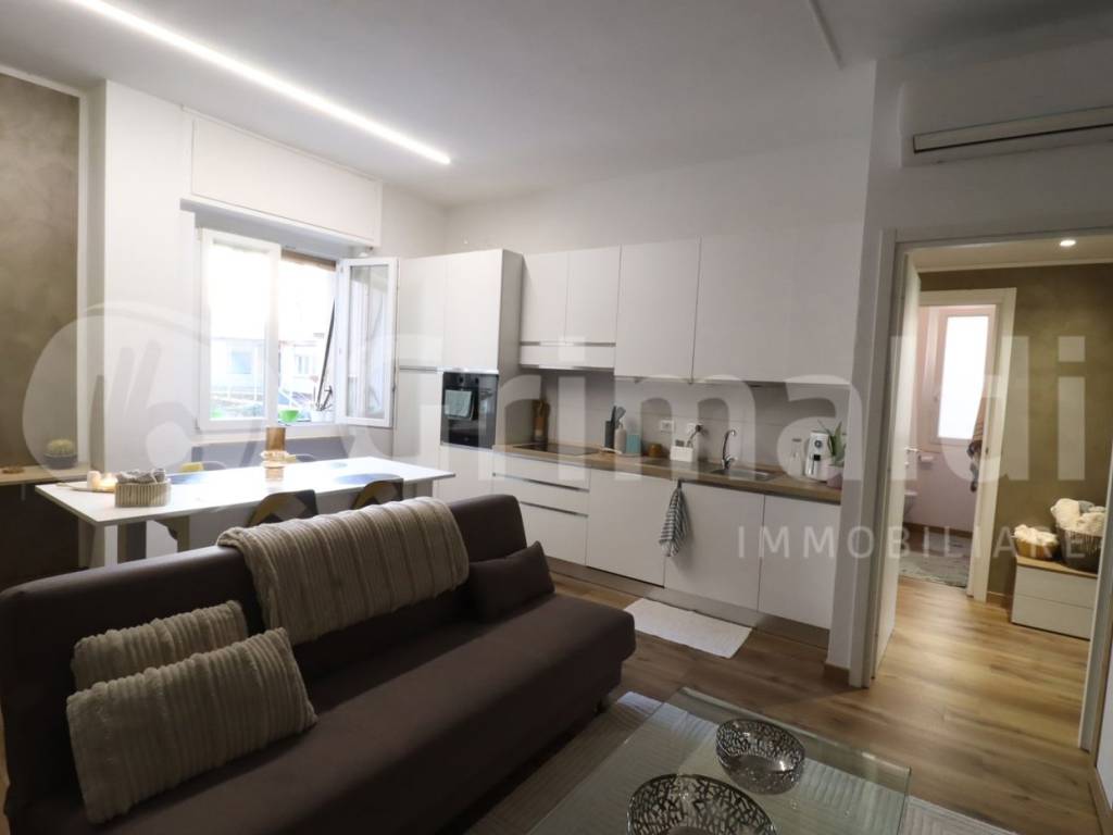 appartamento in affitto a La Spezia in zona Chiappa