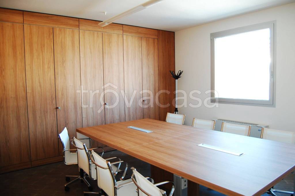 ufficio in affitto a La Spezia in zona Canaletto / Buonviaggio / Migliarina