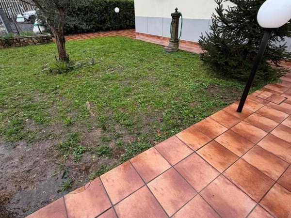 casa indipendente in affitto a La Spezia in zona Pitelli