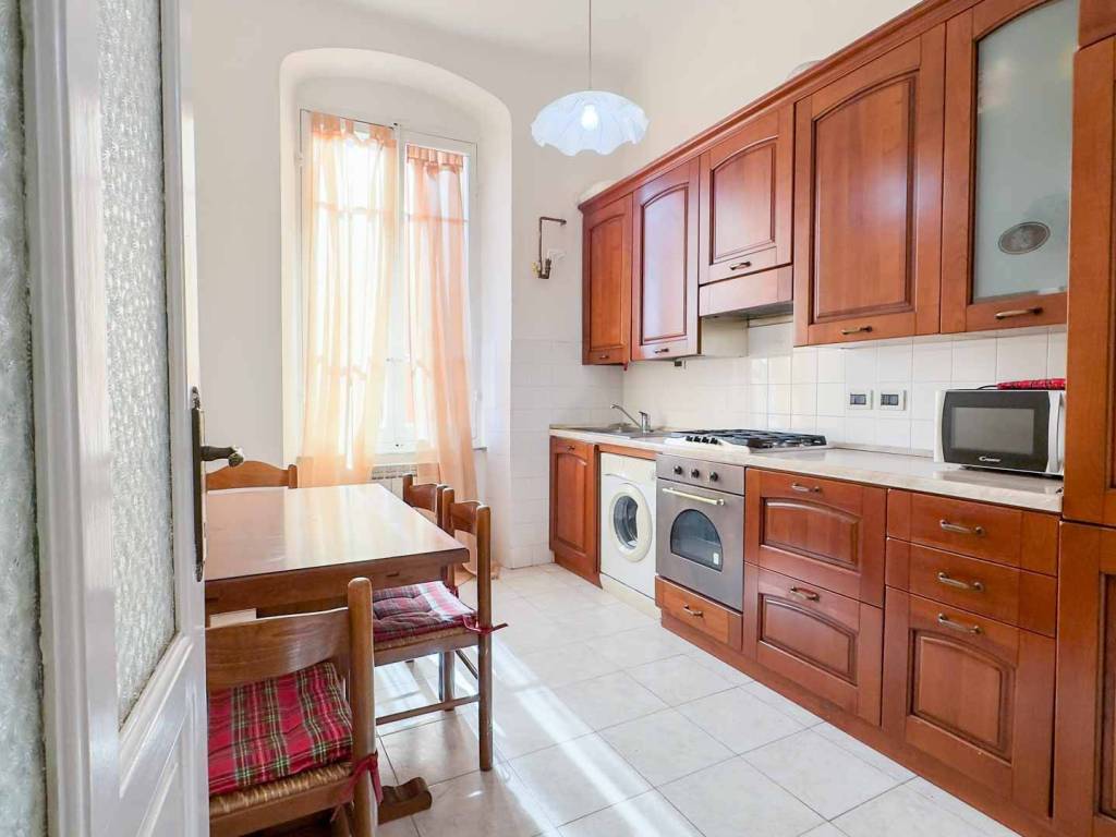 appartamento in affitto a La Spezia in zona Canaletto / Buonviaggio / Migliarina