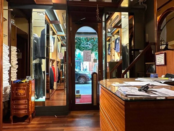 negozio in affitto a La Spezia in zona Centro Storico