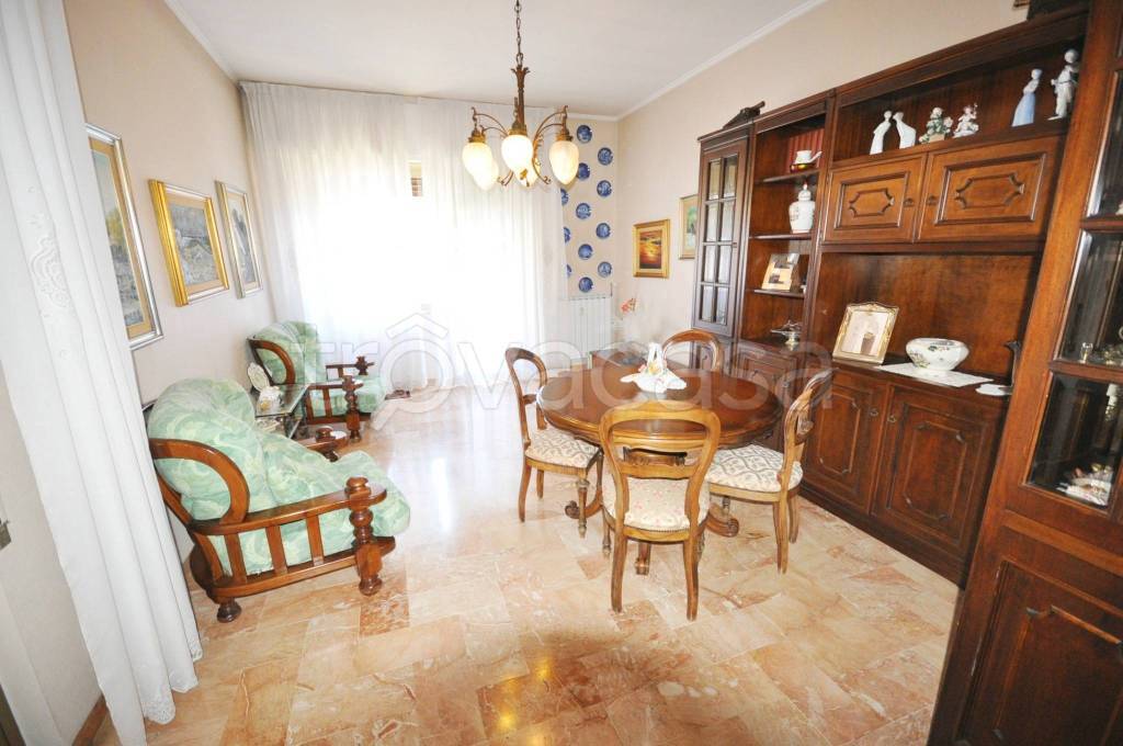 appartamento in affitto a La Spezia