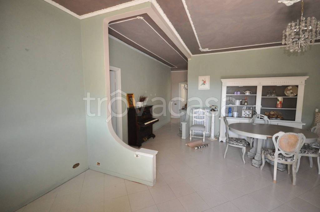 appartamento in affitto a La Spezia in zona Chiappa